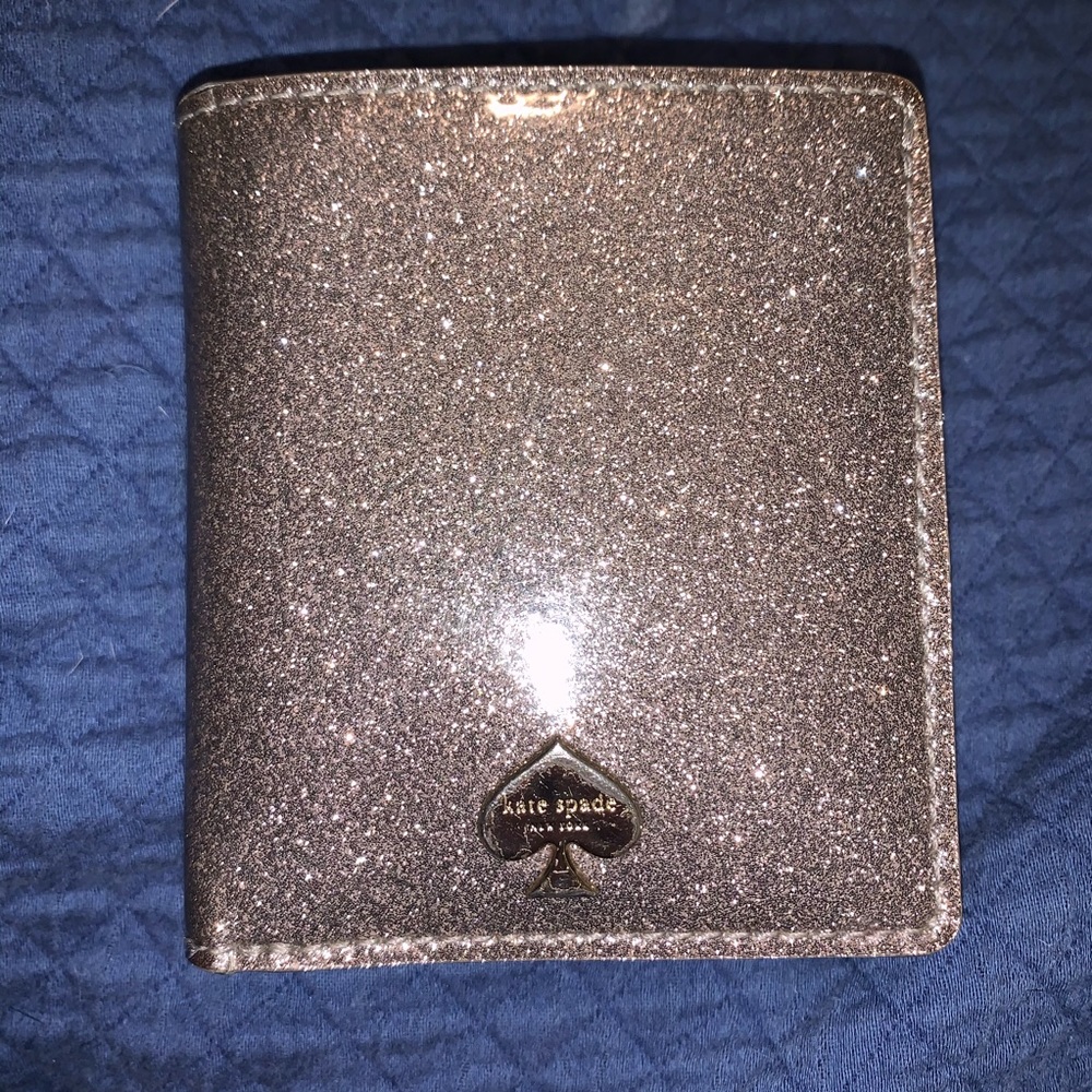 ✨ Kate Spade Wallet - Picture 2 of 7
